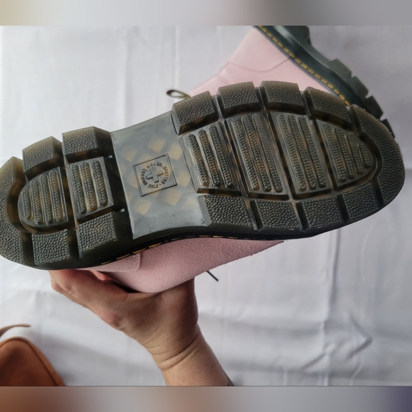 Dr. Martens Pink Suede Combs Combat Boots, Womens US 9, Excellent Condition - Picture 6 of 7